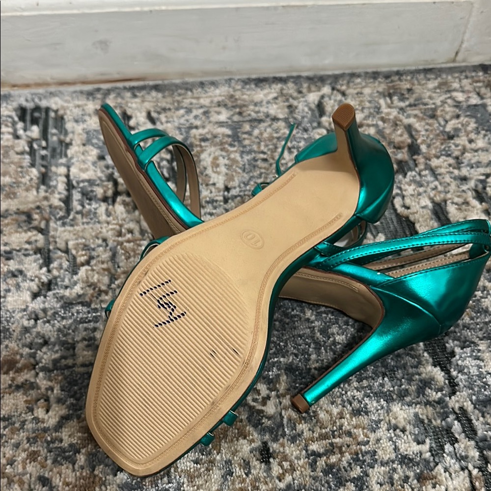 A New Day Women's Green Strappy Heels - Picture 4 of 8
